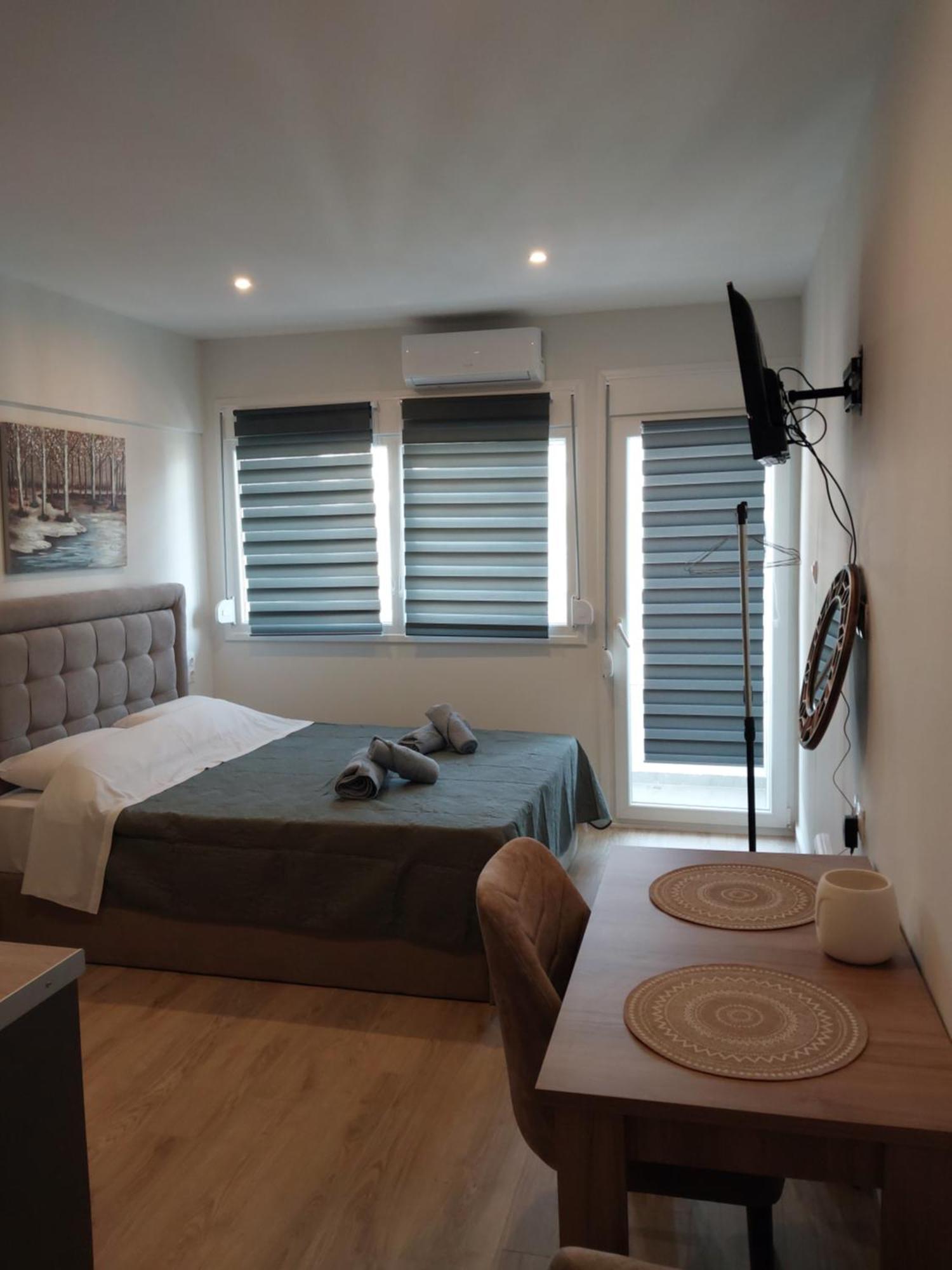 Anibo Studios & Apartments Center 3861 Солун Екстериор снимка