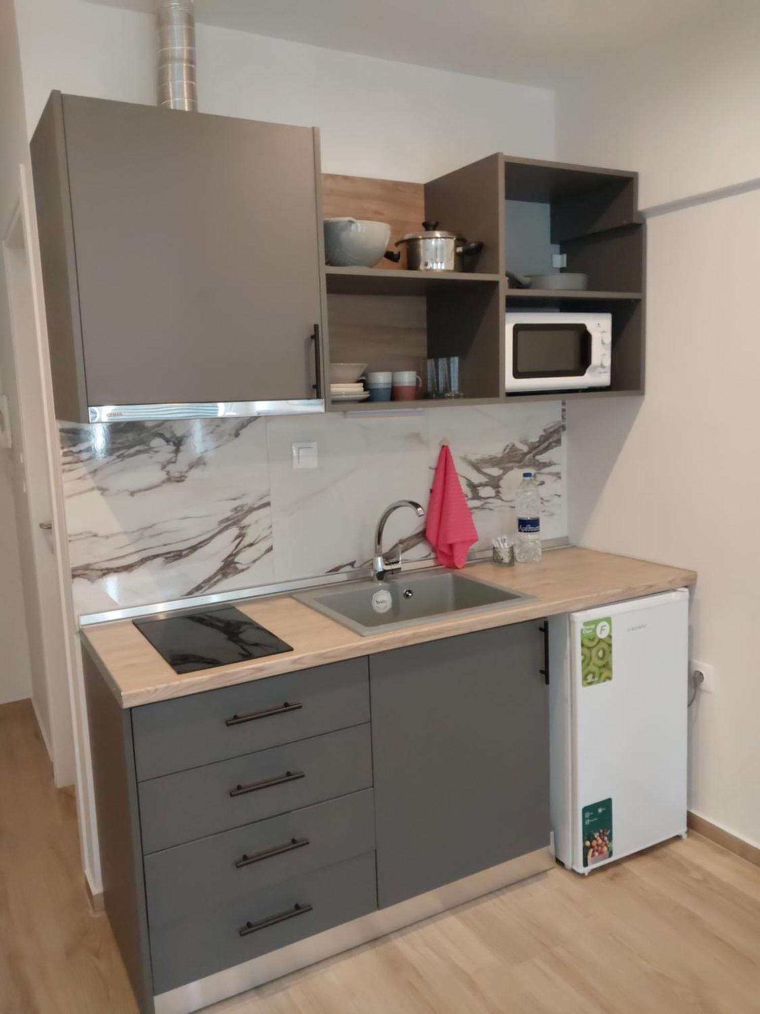 Anibo Studios & Apartments Center 3861 Солун Екстериор снимка